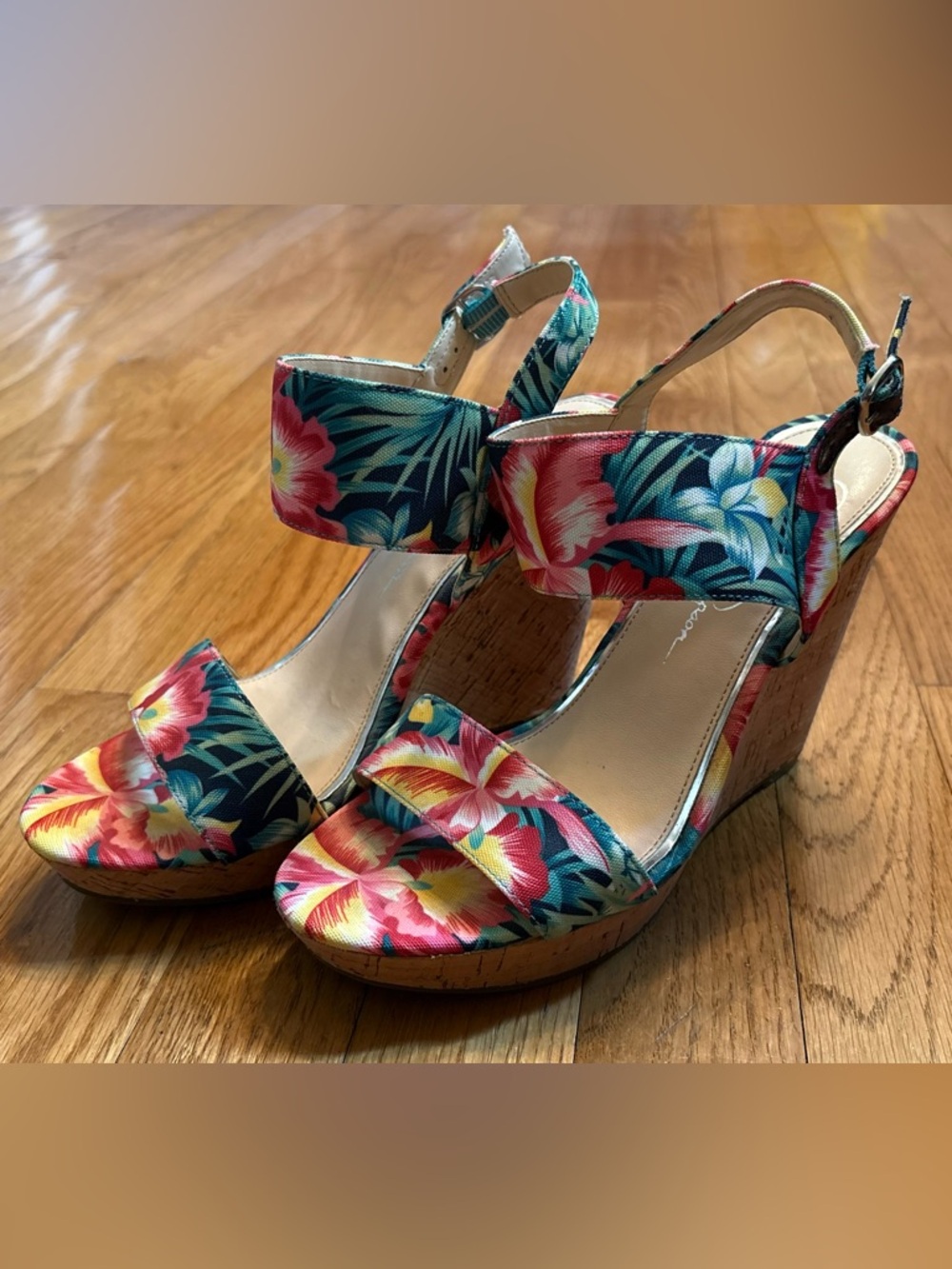 Jessica Simpson Hawaiian Floral Print Wedge Sandals - Multicolor, Size 7 Women’s